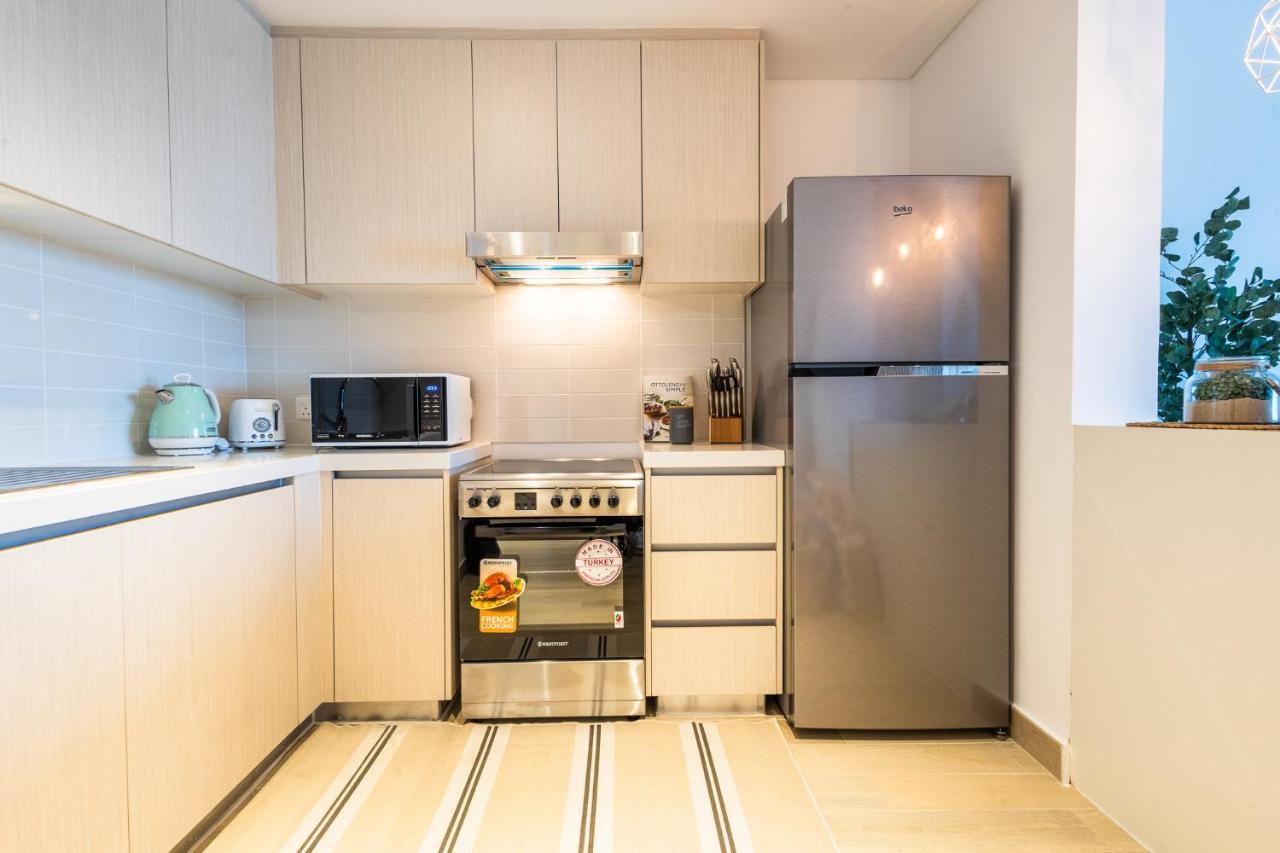Voyage'S Stylish 1Br At Waters Edge Apartment Abu Dhabi Bagian luar foto